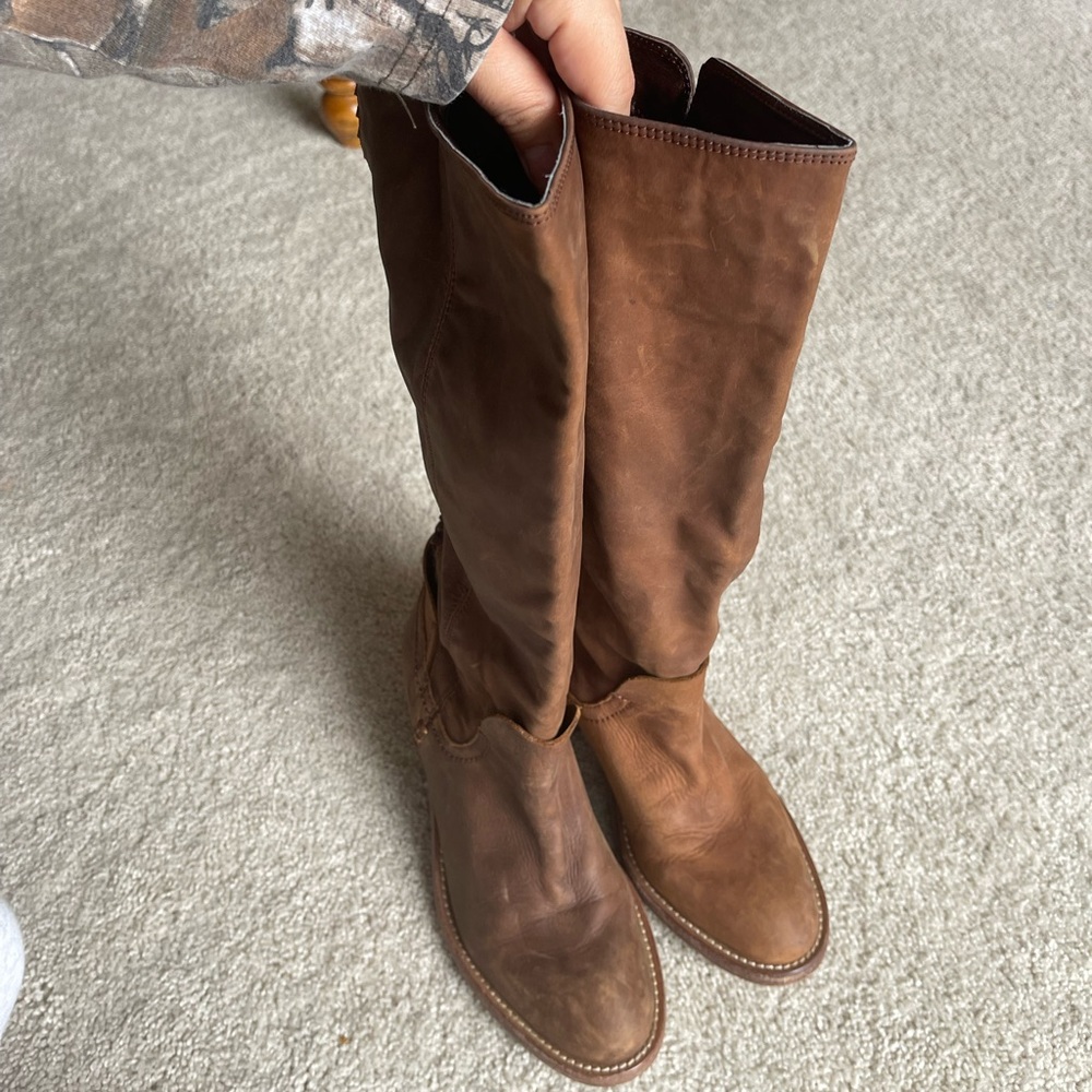 Dolce Vita Gage Boot in Saddle Leather - Picture 4 of 7